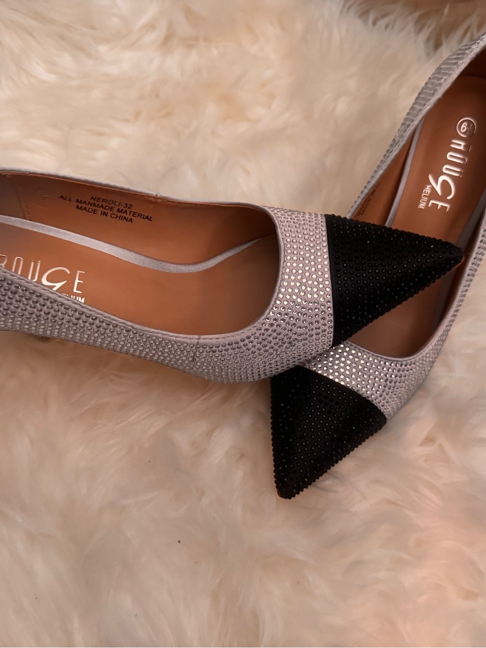 Rouge Helium Silver Flats with Black Pointed Toe Embellishment